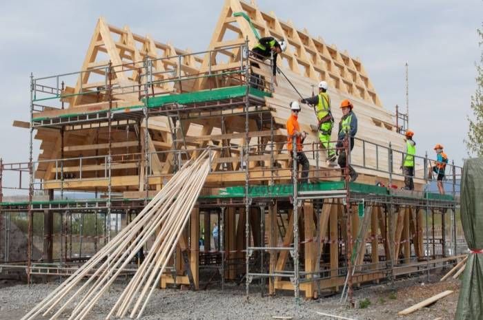 OBOS skal bygge et midlertidig felleshus av gjenbruksmaterialer for beboerne på Fornebu.